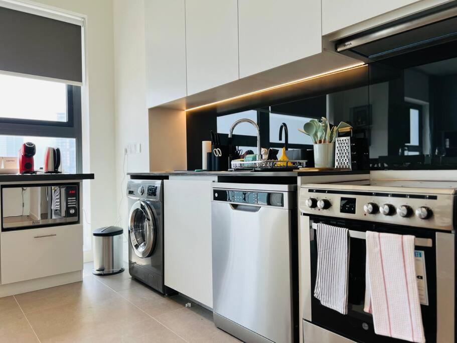 Enjoy Scenic 1br With Beachaccess Parking At Pixel504 * Abu Dhabi